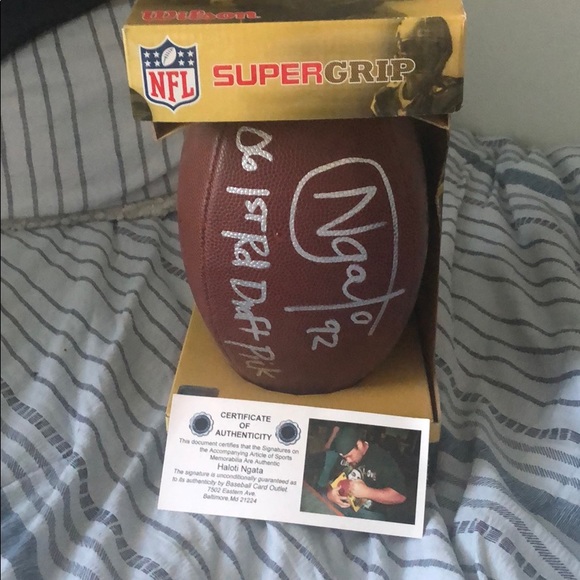 Signed Haloti Ngata #92 football - Picture 1 of 3